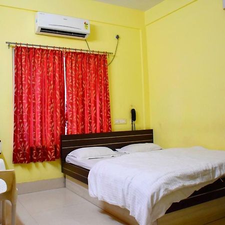 Capital O Kabita Guest House Near Acropolis Mall Kalkutta Exterior foto