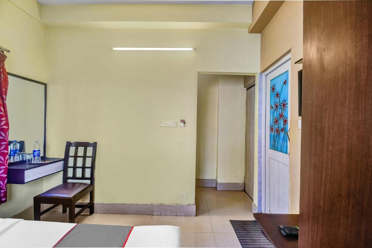 Capital O Kabita Guest House Near Acropolis Mall Kalkutta Exterior foto