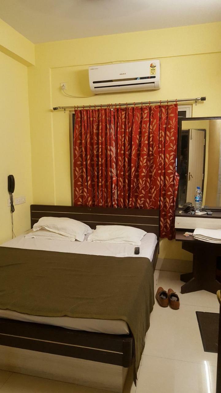 Capital O Kabita Guest House Near Acropolis Mall Kalkutta Exterior foto